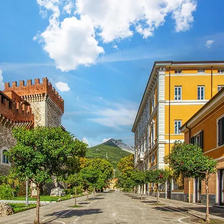 3 Bedroom In * Fivizzano