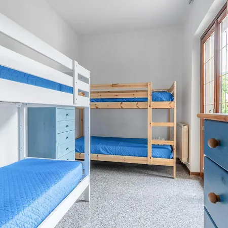 Prázdninový dům 3 Bedroom In *