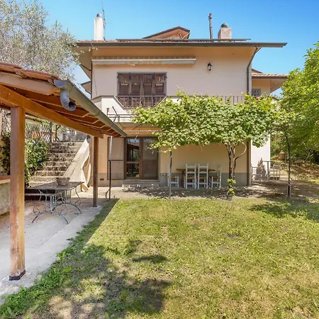 3 Bedroom In * Fivizzano